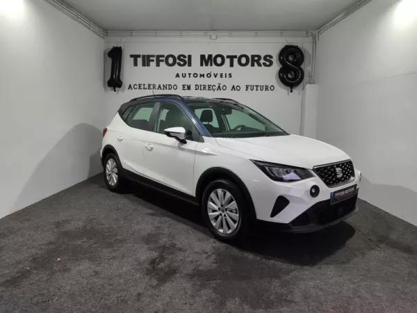 SEAT Arona 1.0 TSI Wave Plus DSG 2