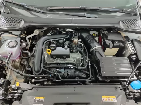 SEAT Arona 1.0 TSI Wave Plus DSG 39