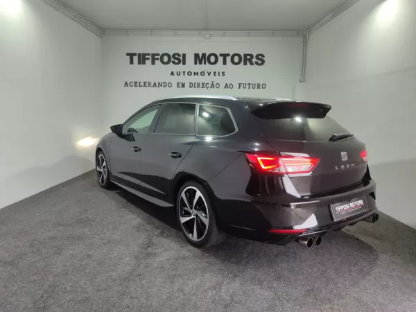 SEAT Leon ST 2.0 TDI FR DSG S/S 7