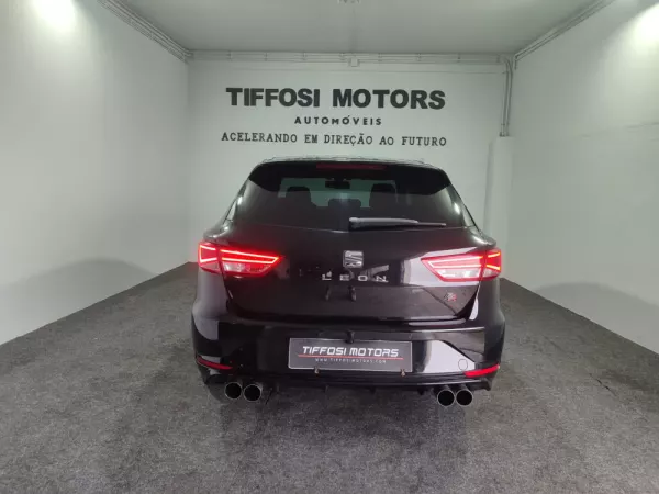 SEAT Leon ST 2.0 TDI FR DSG S/S 8