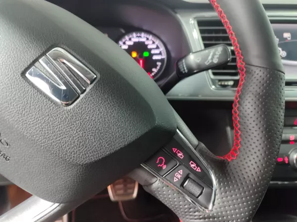 SEAT Leon ST 2.0 TDI FR DSG S/S 37