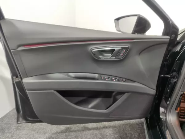 SEAT Leon ST 2.0 TDI FR DSG S/S 40