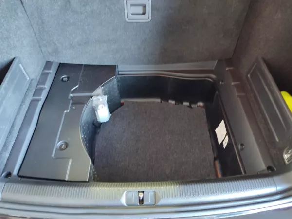 Volkswagen Passat Variant 1.6 TDI Confortline BlueMotion 37