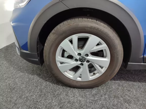 Volkswagen Taigo 1.0 TSI Urban 37