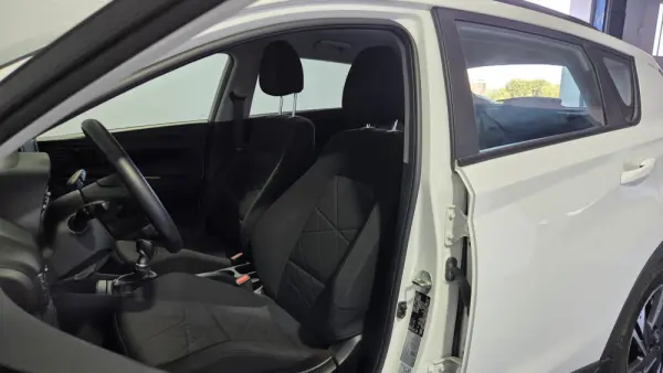 Hyundai Bayon 1.0 T-GDI 48V-Hybrid Select 12