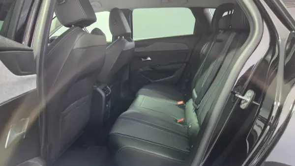 Peugeot 308 SW BlueHDi 130 EAT8 Allure Pack 14