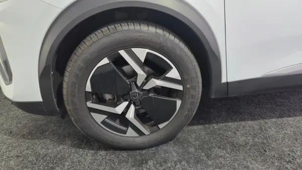 Peugeot 2008 PureTech 100 Stop&Start Allure 36