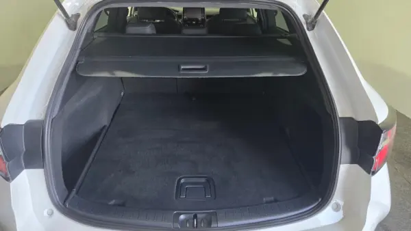 Toyota Corolla Touring Sports 1.8 Hybrid Exclusive 41