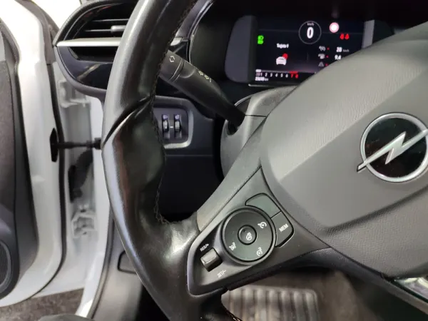 Opel Corsa 1.2 T GS 33