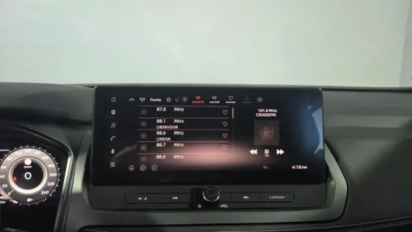 Nissan Qashqai 1.3 DIG-T N-Connecta LED Xtronic 25