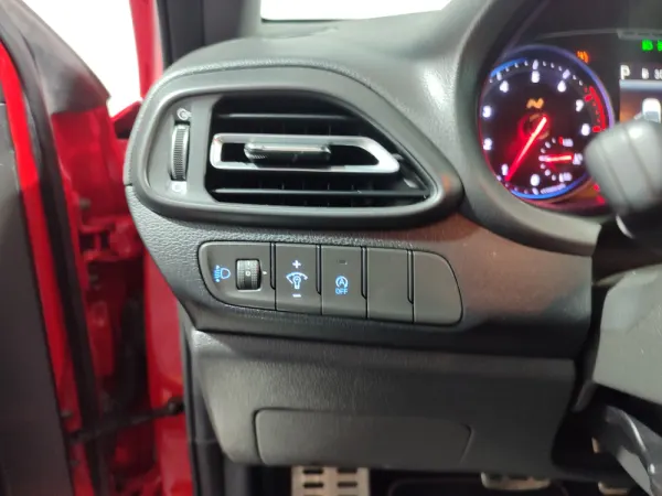 Hyundai i30 N 2.0 T-GDi Pack Performance 8DCT 34