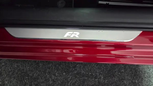 SEAT Leon 1.4 e-Hybrid DSG FR Plus 36