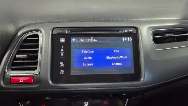 Honda HR-V 1.6 i-DTEC Elegance+Connect Navi 26