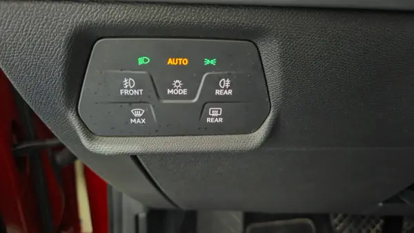 SEAT Leon 1.4 e-Hybrid DSG FR Plus 35