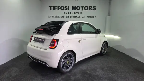Abarth 500e C Scorpionissima 6