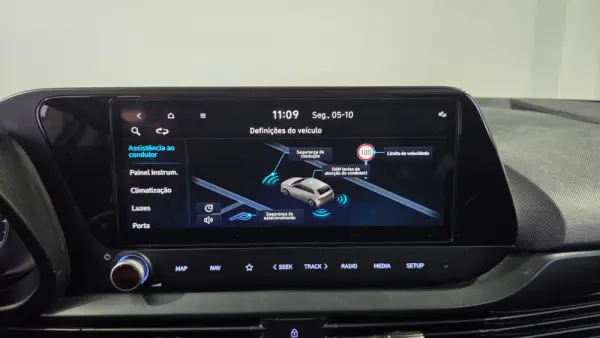 Hyundai Bayon 1.0 T-GDI 48V-Hybrid DCT Connect & Go 26