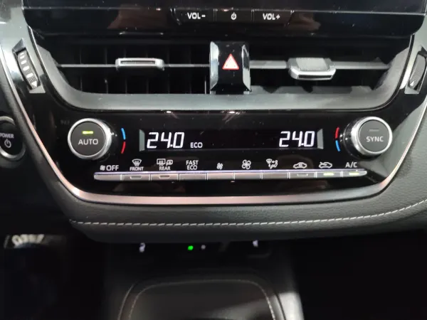 Toyota Corolla 1.8 Hybrid Exclusive 25