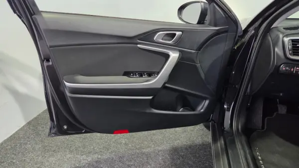Kia XCeed 1.0 T-GDI Dynamic+ 44