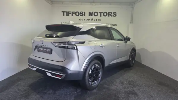 Nissan Qashqai 1.3 DIG-T N-Connecta LED Xtronic 6