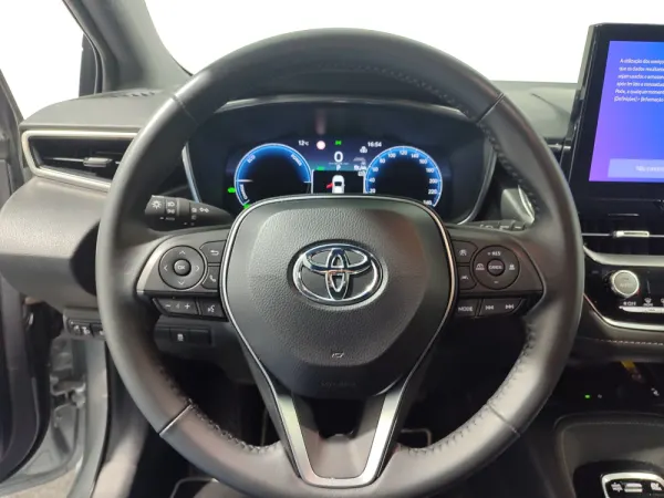 Toyota Corolla 1.8 Hybrid Exclusive 16