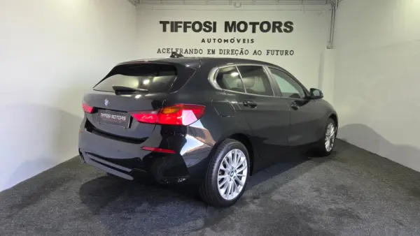 BMW 116 d Advantage 6