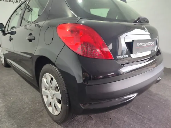 Peugeot 207 1.4 HDi Trendy 10