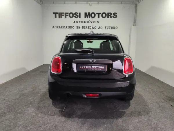 MINI 3 Portas One D 10