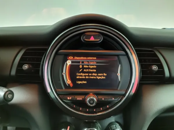 MINI 3 Portas One D 23