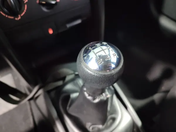 Peugeot 207 1.4 HDi Trendy 23