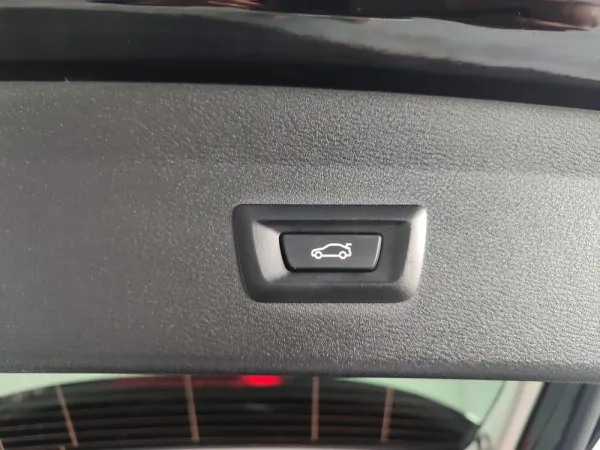 BMW X1 16 d sDrive Advantage Auto 46