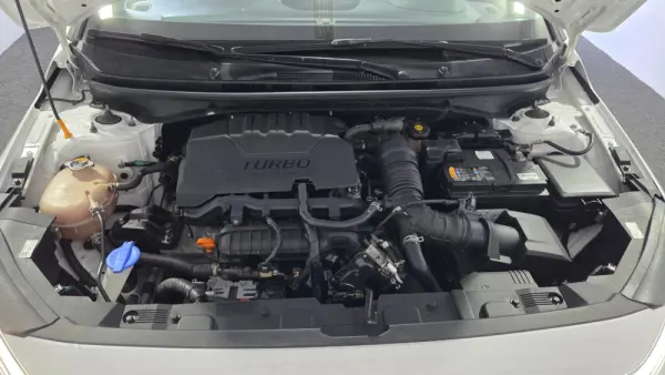 Hyundai Bayon 1.0 T-GDI 48V-Hybrid DCT Connect & Go 38