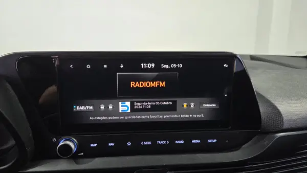 Hyundai Bayon 1.0 T-GDI 48V-Hybrid DCT Connect & Go 23