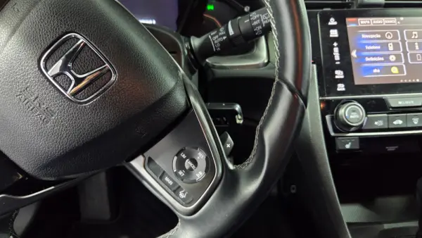 Honda Civic 1.0 i-VTEC Elegance Navi CVT 33