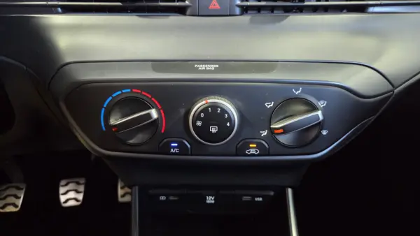 Hyundai Bayon 1.0 T-GDI 48V-Hybrid Select 25