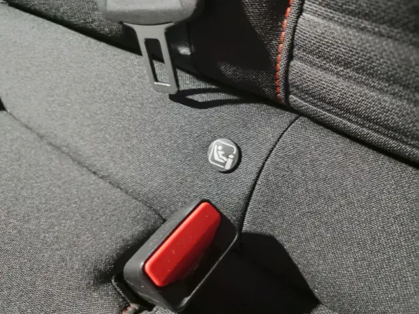 Peugeot e-2008 50 kWh Active Pack 15