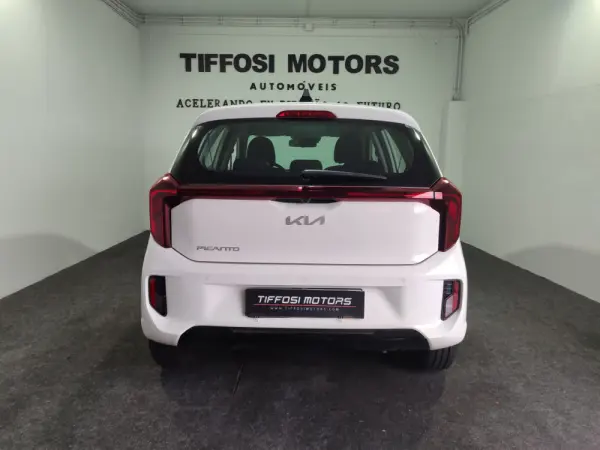 Kia Picanto 1.0 MPi Urban 8