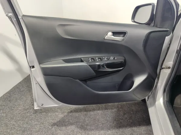 Kia Picanto 1.0 MPi Urban 5AMT 33