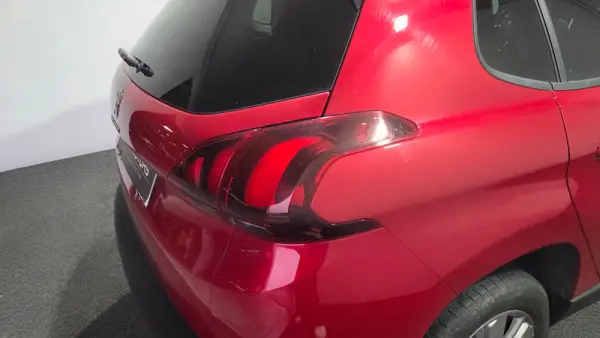 Peugeot 2008 PureTech 130 Stop&Start Allure 9