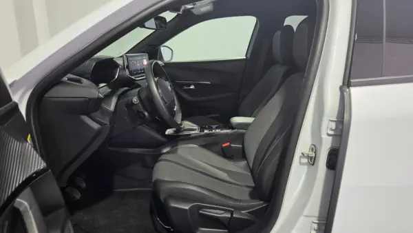 Peugeot 2008 PureTech 100 Stop&Start Allure 13