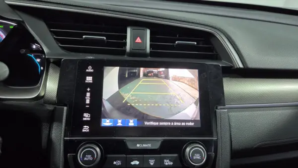 Honda Civic 1.0 i-VTEC Elegance Navi CVT 21