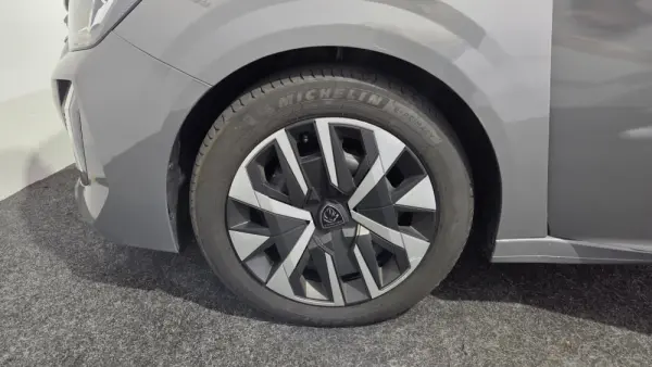 Peugeot 208 1.2 PureTech Active Pack 33