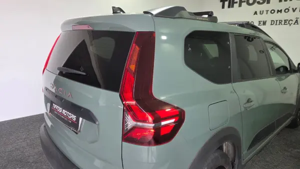 Dacia Jogger 1.0 ECO-G Extreme+ Up&Go 7L Bi-Fuel 9
