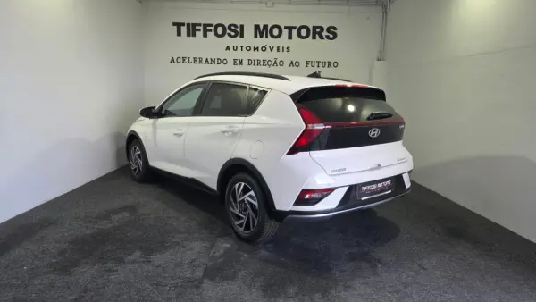 Hyundai Bayon 1.0 T-GDI 48V-Hybrid DCT Connect & Go 7
