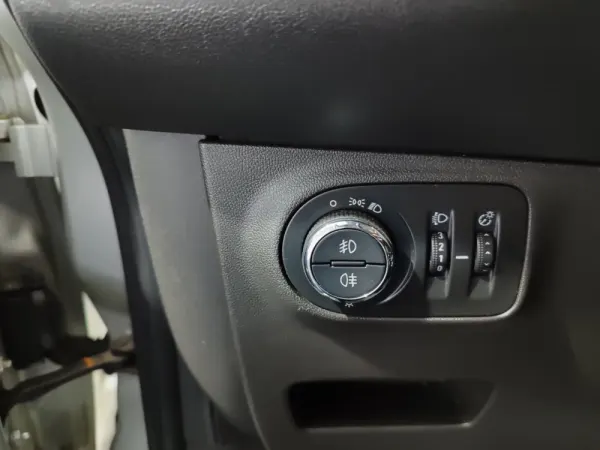 Opel Corsa 1.3 CDTi Dynamic 27