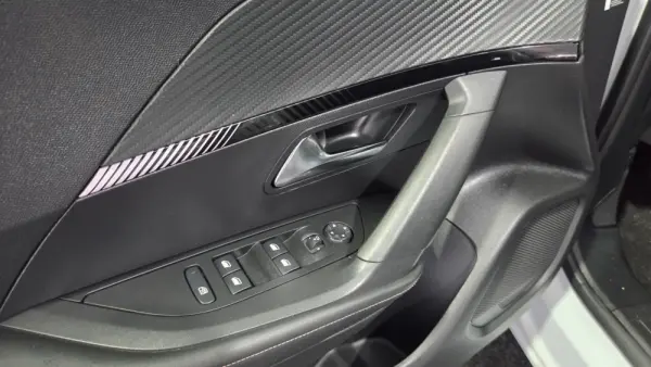 Peugeot 2008 PureTech 100 Stop&Start Allure 35