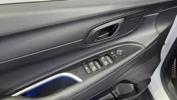 Hyundai Bayon 1.0 T-GDI 48V-Hybrid Select 34