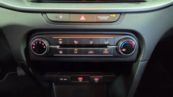 Kia XCeed 1.0 T-GDI Dynamic+ 36