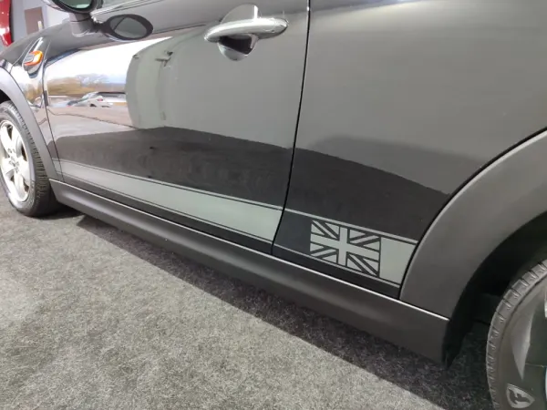 MINI 3 Portas One D 9