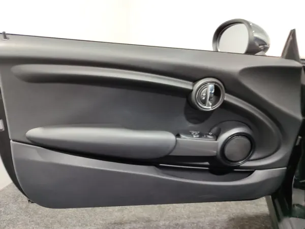 MINI 3 Portas One D 34