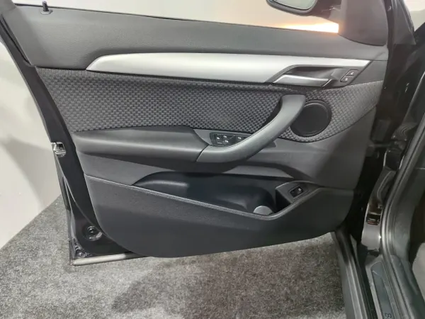 BMW X1 16 d sDrive Advantage Auto 39